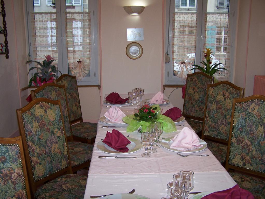 Hotel Ronsin Fresnay-sur-Sarthe Eksteriør billede